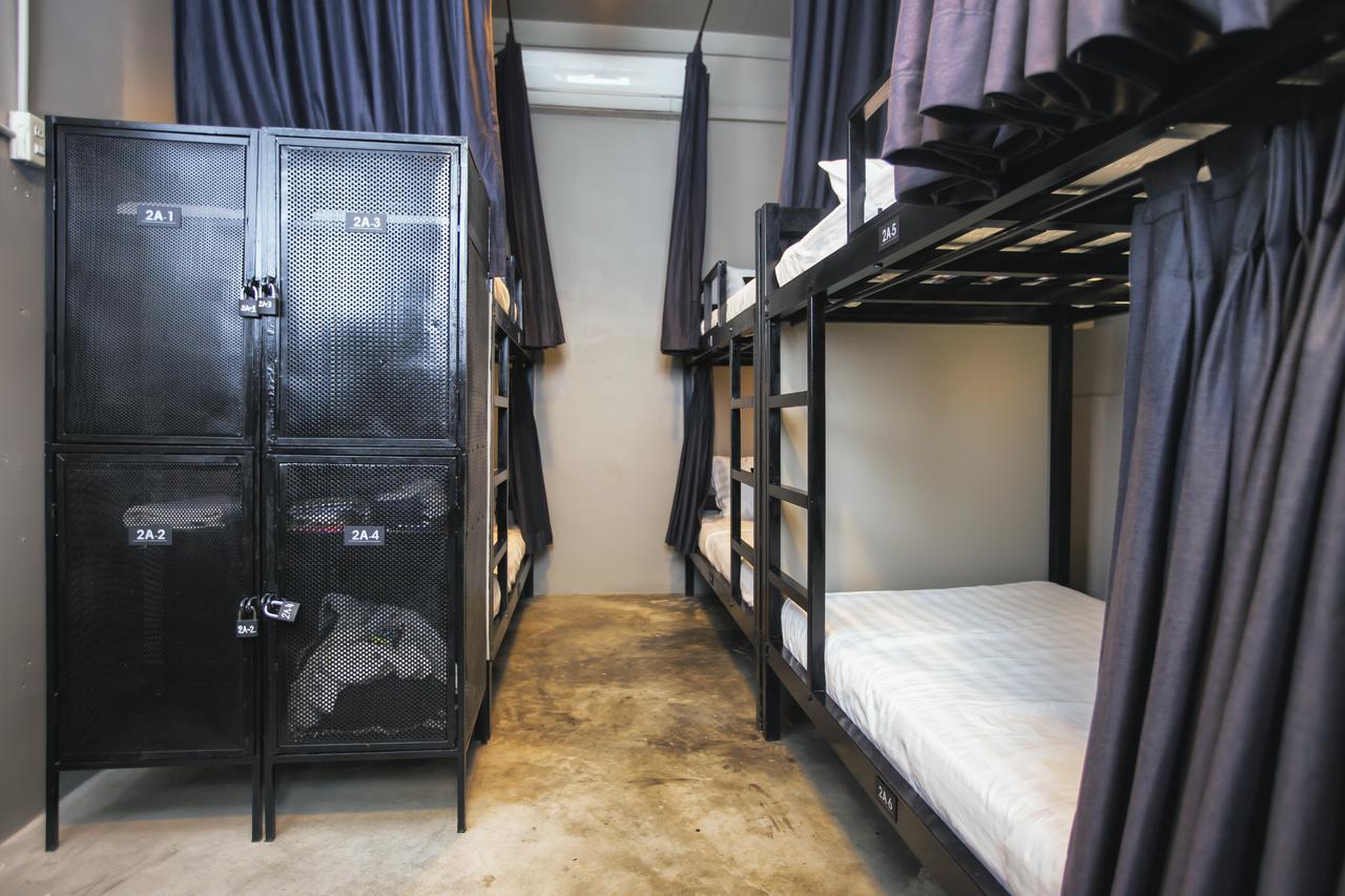The Share Phnom Penh Hostel Exterior photo