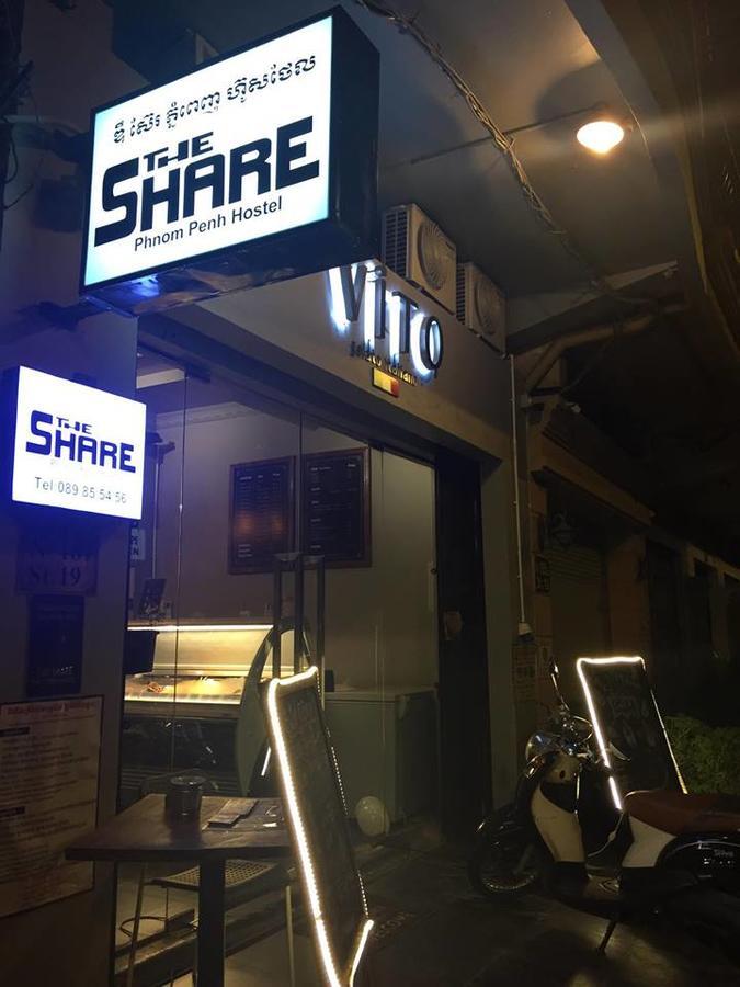 The Share Phnom Penh Hostel Exterior photo